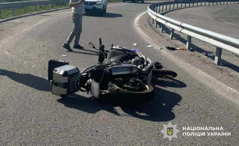 ДТП біля Розсошенців: травмованого мотоцикліста госпіталізували